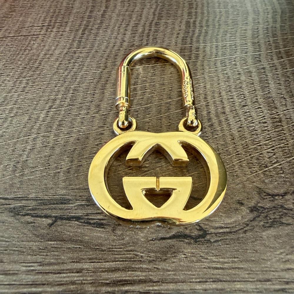 Gucci Gold Double G Keychain/Bag Charm - Picture 2 of 6
